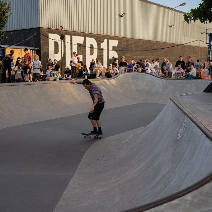 Nine Yards bowl pier 15 skatepark