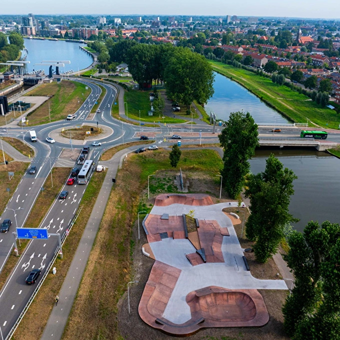Outdoor skatepark Gouda de Sluis Nine Yards bouw