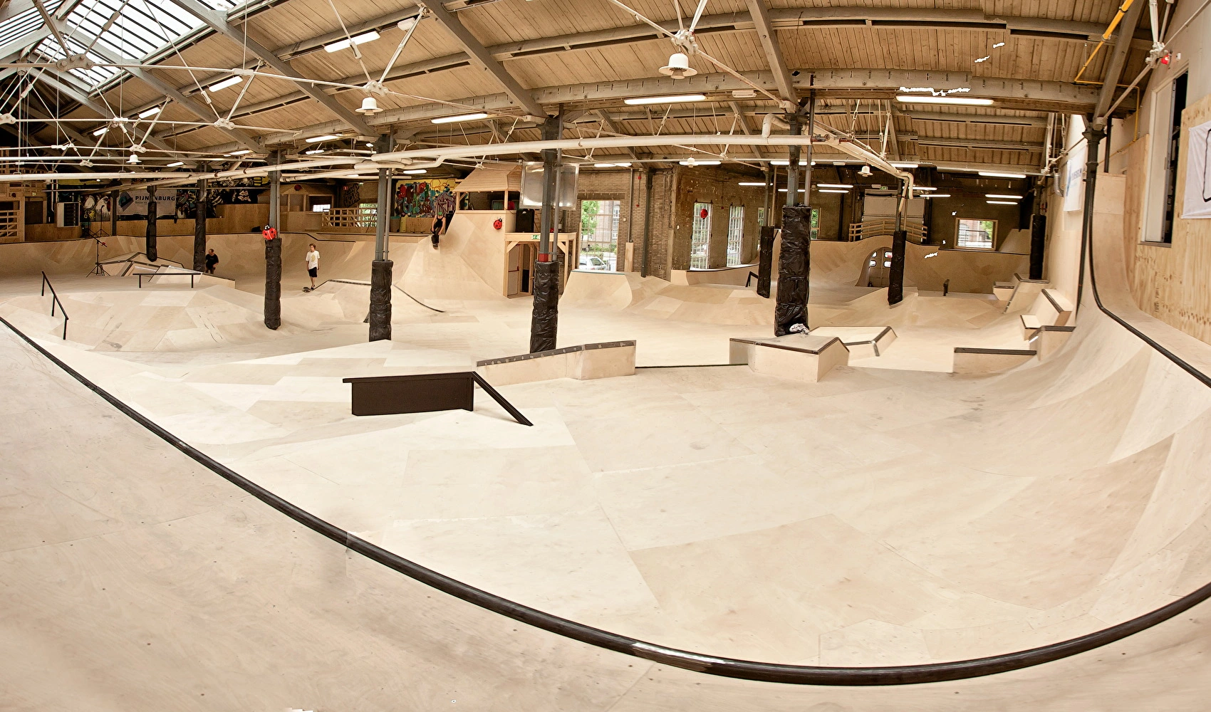 Nine Yards Ladybird Skatepark Tilburg Indoor