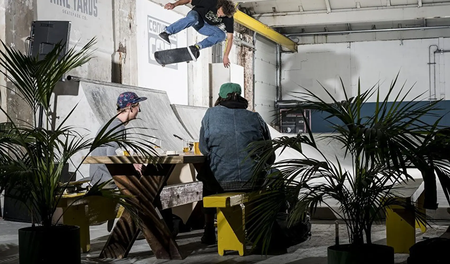 Nine Yards Skatecaf&eacute; Amsterdam build