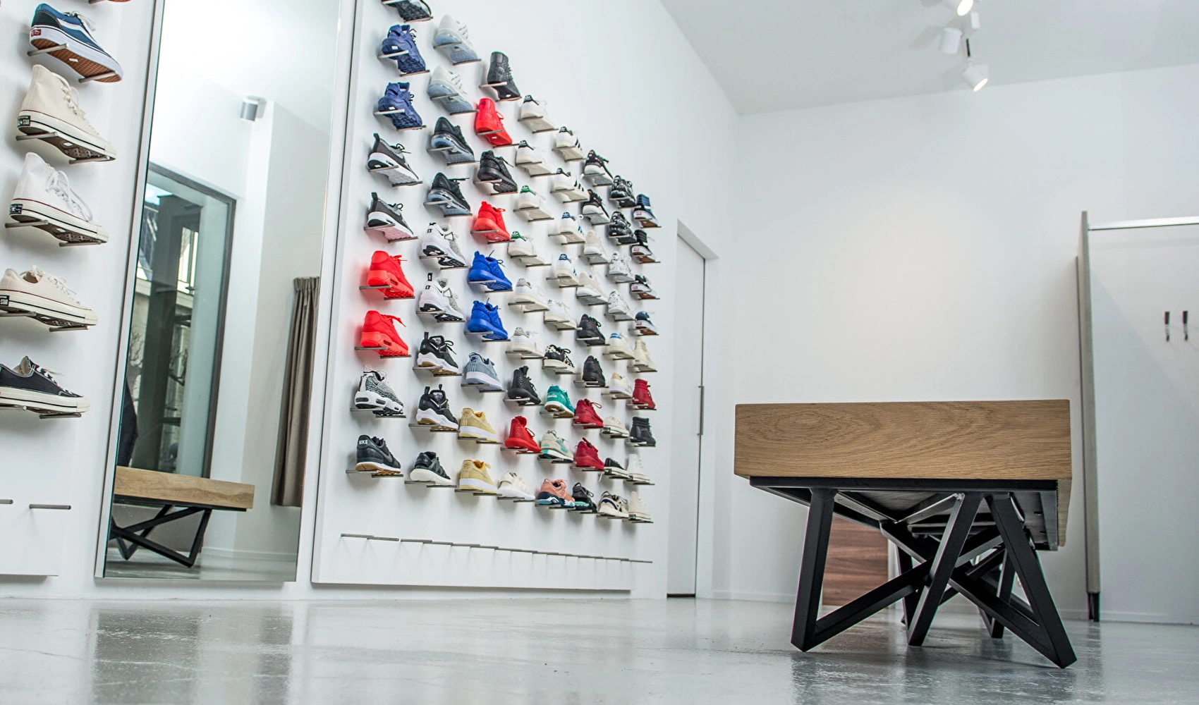Epic store shop interieur winkel showroom