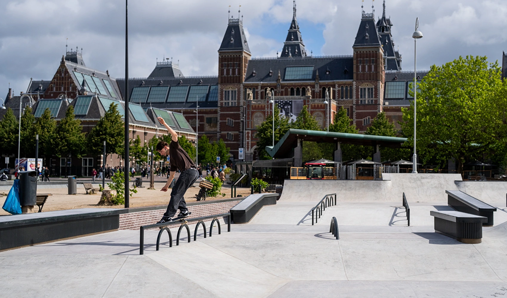 Outdoor skatepark Museumplein Amsterdam Nine Yards