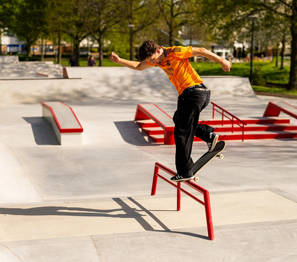 Nine Yards Kenzy Alphen aan de Rijn skatepark bouw