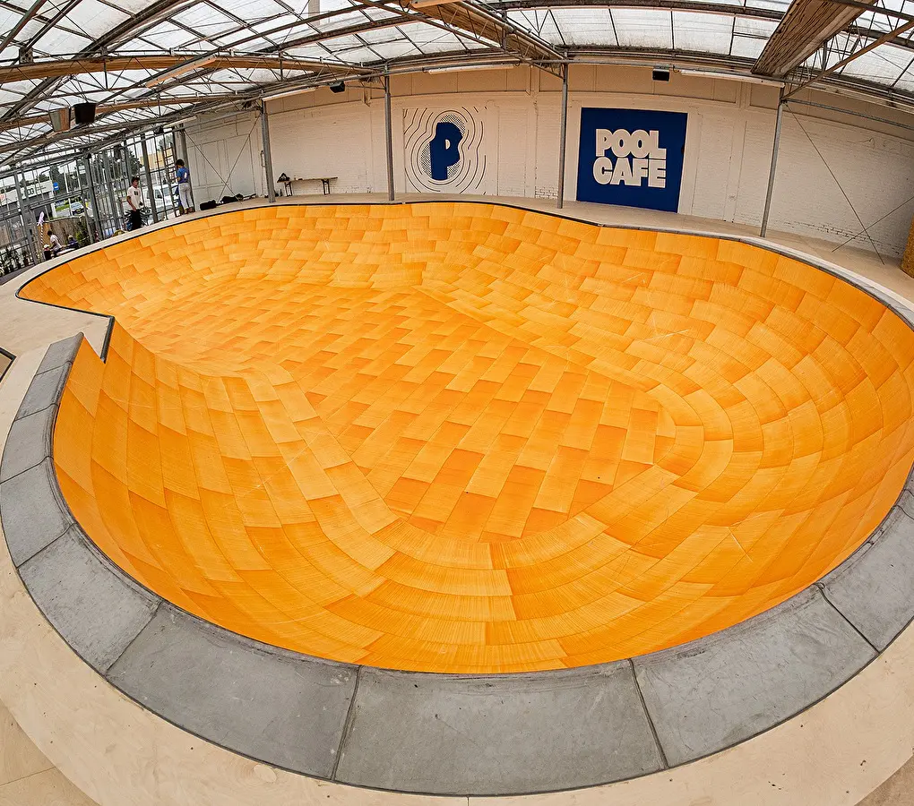 Nine Yards Poolcaf&eacute; bowl Rotterdam