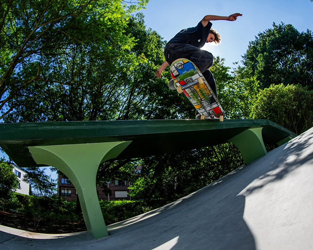 Nine Yards skatepark Beau Brunclair BS 180 Nosegrind